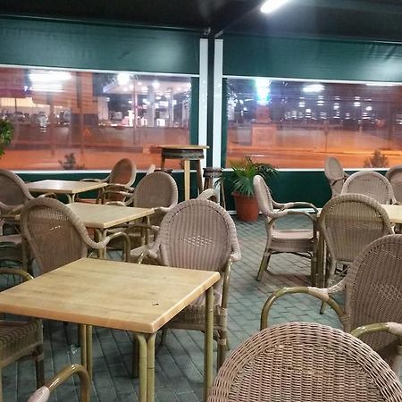 Hotel Leon La Palma Del Condado Eksteriør billede