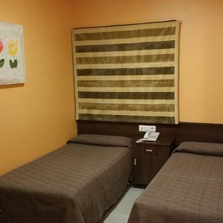 Hotel Leon La Palma Del Condado Eksteriør billede